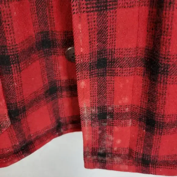 Woolrich Mens Coat Red Black Buffalo Plaid Lined Quilted Hunting Jacket Mackinaw